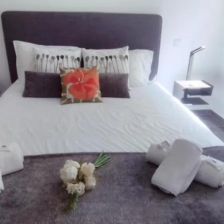 Lovely Home Cruzeiro Praia Da Rocha. Pets Welcome Portimao Exterior photo