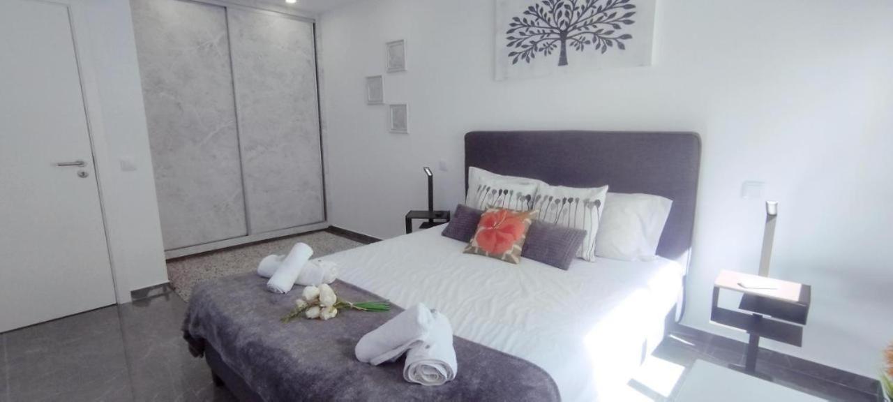 Apartment Lovely Cruzeiro Da Rocha. Pets Welcome