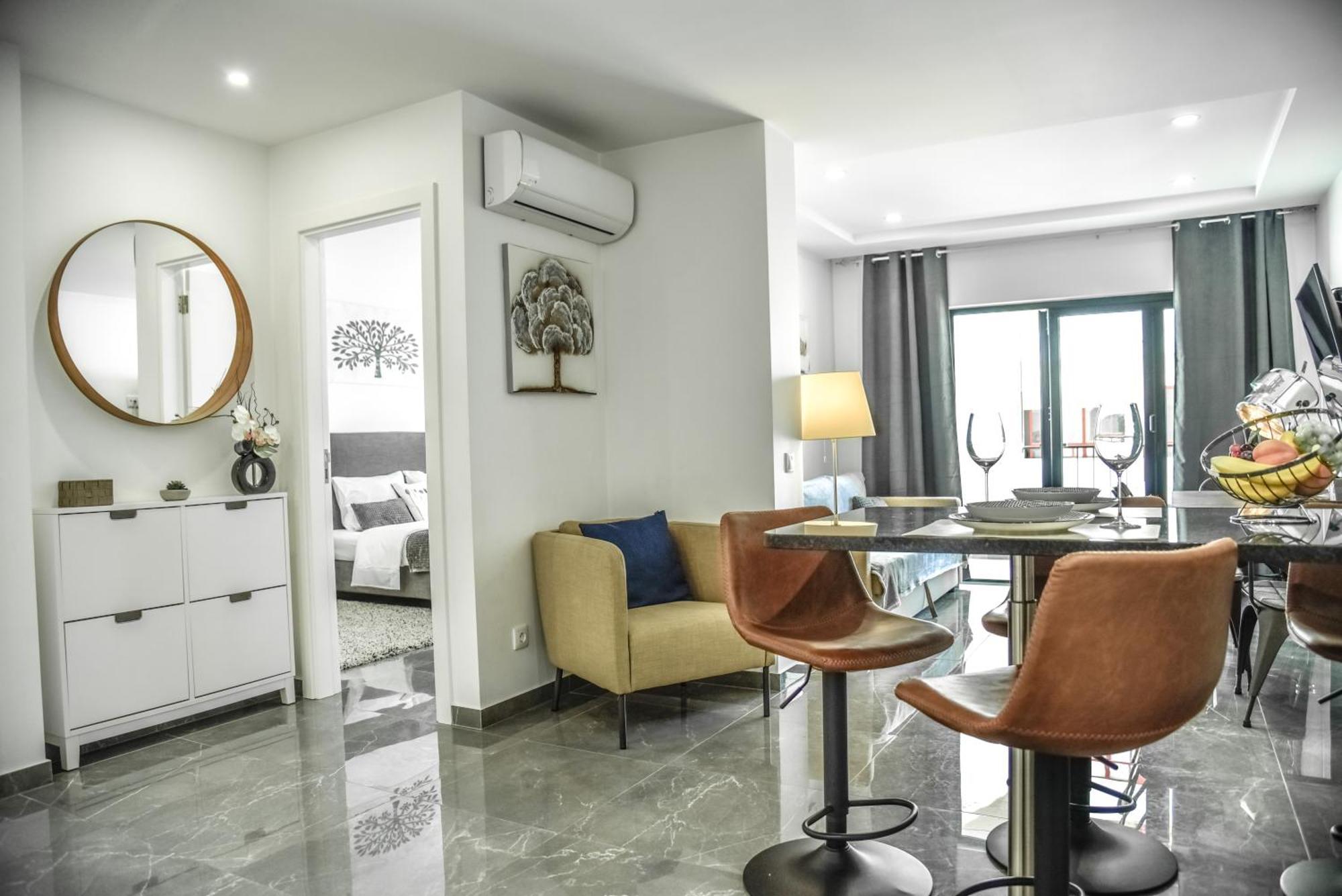 Lovely Cruzeiro Da Rocha. Pets Welcome *