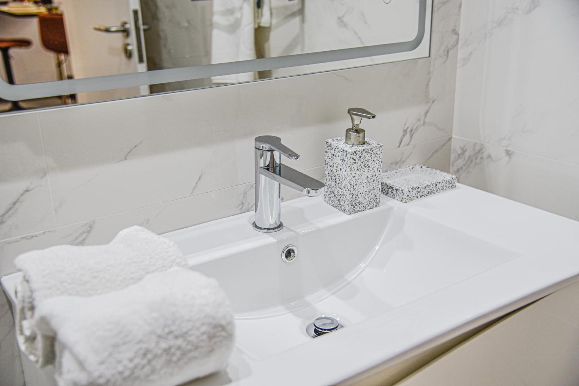 Apartment Lovely Cruzeiro Da Rocha. Pets Welcome