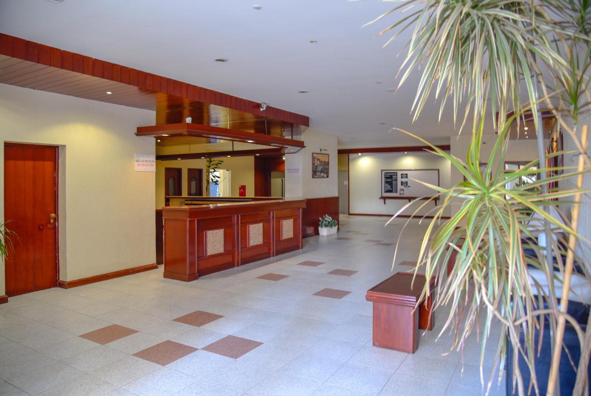 Lovely Cruzeiro Da Rocha. Pets Welcome Apartment Portimao